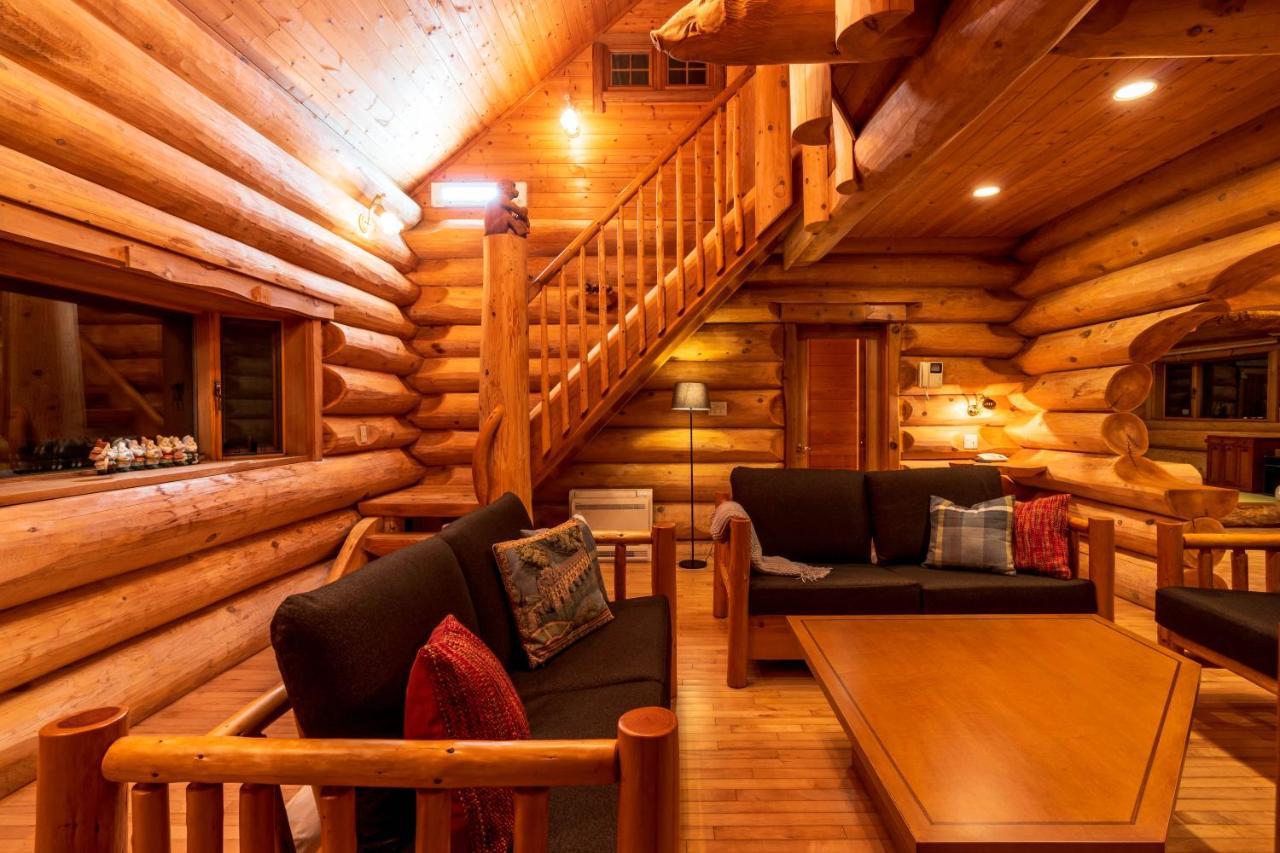 Sengokuhara Canadian Log Holiday home